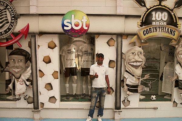 Ex-jogador do Corinthians se emociona com homenagem do SBT ao timão