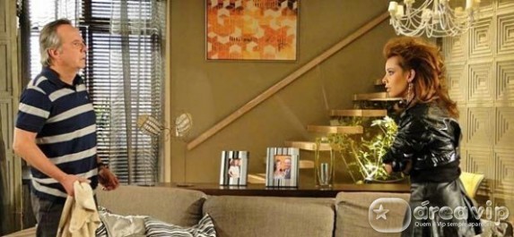 Tititi - Breno (Tato Gabus Mendes) - Thaísa (Fernanda Souza)