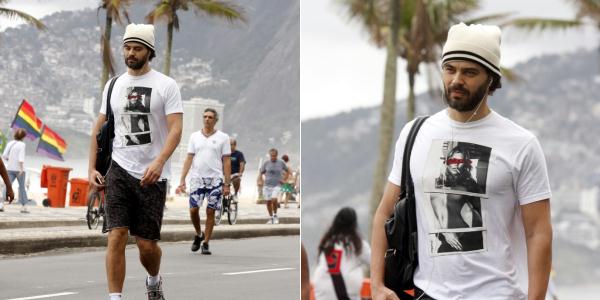 Carmo Dalla Vecchia é clicado andando pela orla de Ipanema