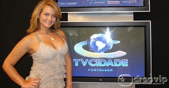 Geisy Arruda pode ter seu próprio programa de Televisão