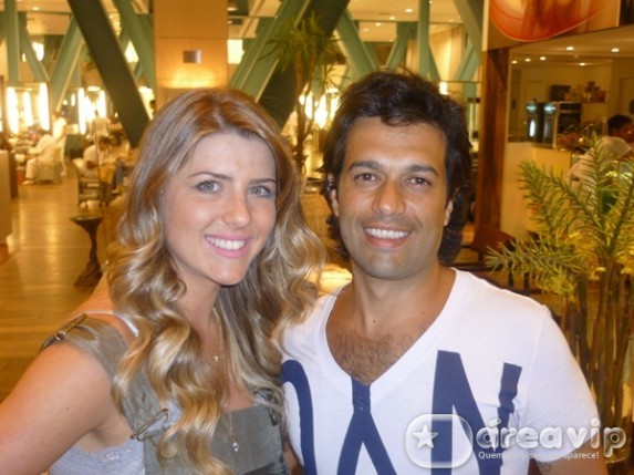 Iris Stefanelli cuida do visual