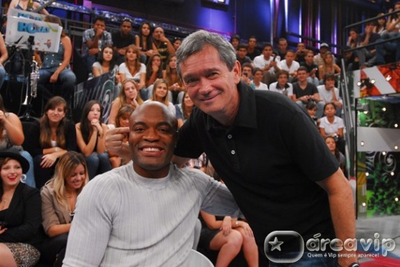 Anderson Silva é o convidado do Altas Horas