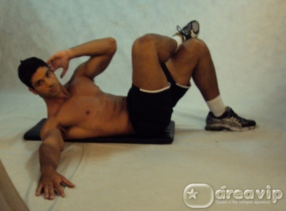 Kadu Parga faz ensaio fotógrafico para seu novo site