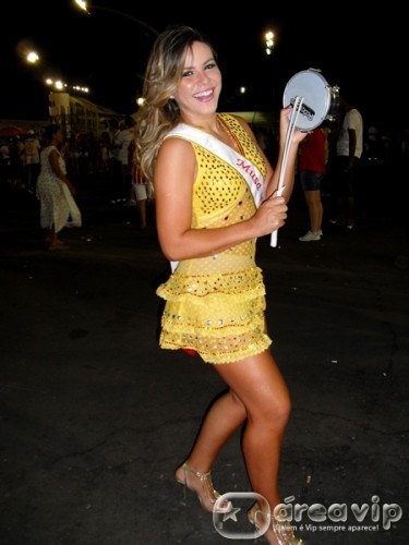 Tânia Oliveira brilha no Anhembi e traz novidades em 2011