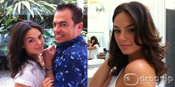 Isis Valverde cuida dos cabelos em Sampa