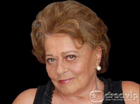 Fausto Silva ajuda a atriz Norma Bengell