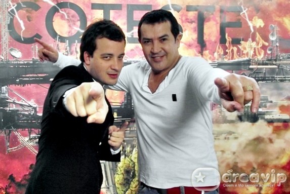 Rafael Cortez recebe o cantor Beto Barbosa no quadro “CQTeste”