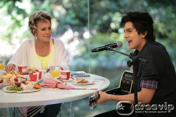 ‘Luan Santana é muito macho’, diz Ana Maria Braga