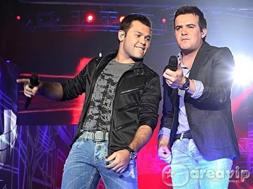 Marcos e Belutti comemoram o aniversário de Itapecerica da Serra