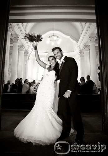 Priscila Pires se casa no Rio