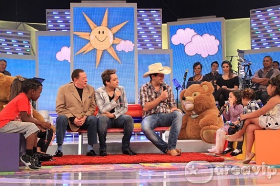 Fernando e Sorocaba participam do Programa Raul Gil