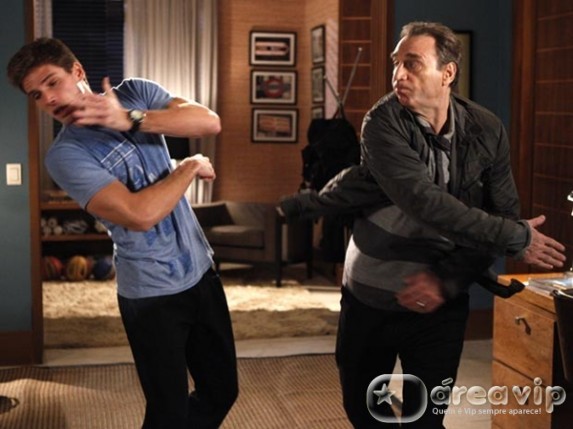 Insensato Coração - Cortez bate em Rafa