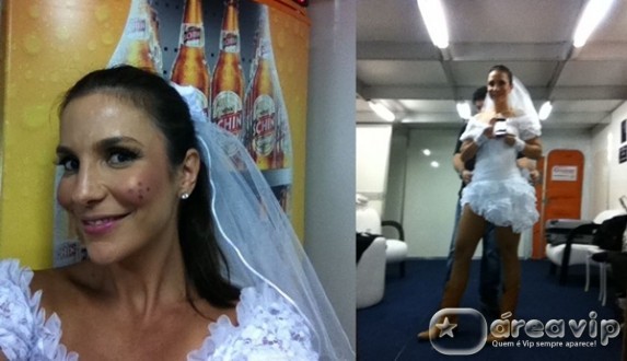 Ivete Sangalo faz show vestida de noiva