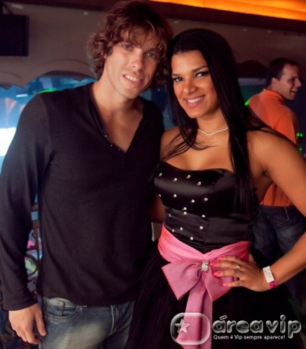 Mau Mau - Juliane Almeida