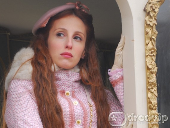 Cordel Encantado - Carlota (Luana Martau)