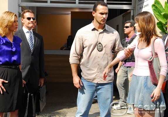 Vidas em Jogo - Rita é detida na delegacia