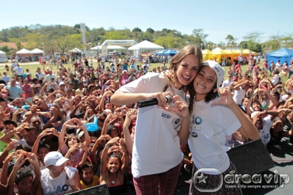 Ariela Massotti e Julia Oristanio participaram do Ação Global Regional
