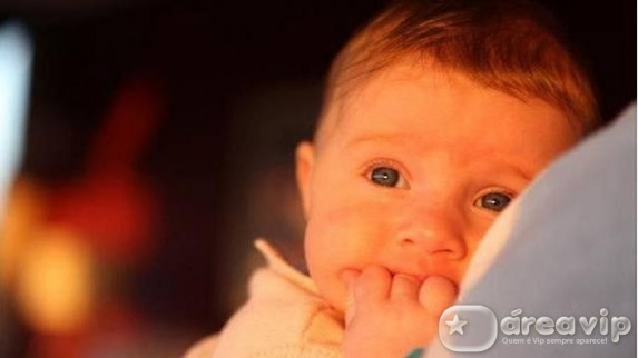 Fabio Assunção comemora aniversário com foto da filha