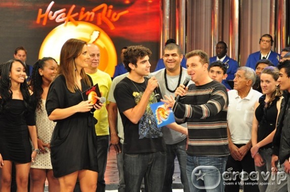 Caldeirão comemora aniversário do apresentador Luciano Huck