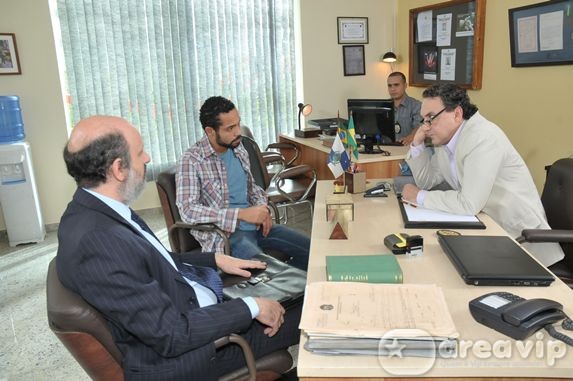 Vidas em Jogo - Ivan diz ao delegado que planejou o sequestro