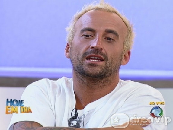 Hoje em Dia conquista a liderança com Gui Pádua no ‘Cercado de Blogueiros’