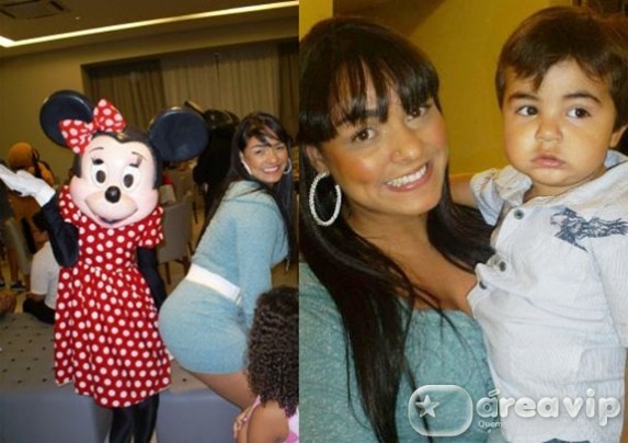 Mulher Melancia se diverte em festa do afilhado