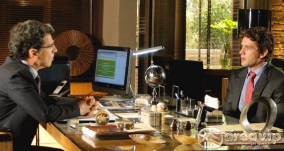 A Vida da Gente - Rodrigo conta que é pai