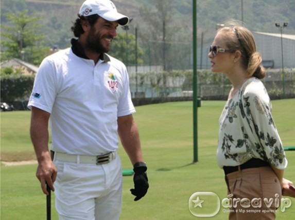 Angélica conhece o hobby de Rodrigo Lombardi