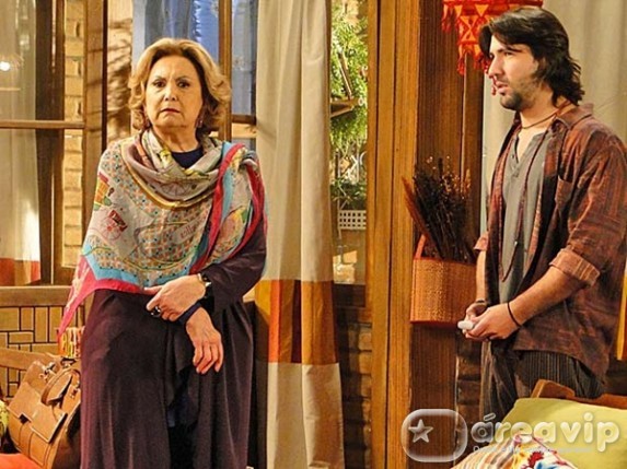 Íris se hospeda no Recanto da Zambeze