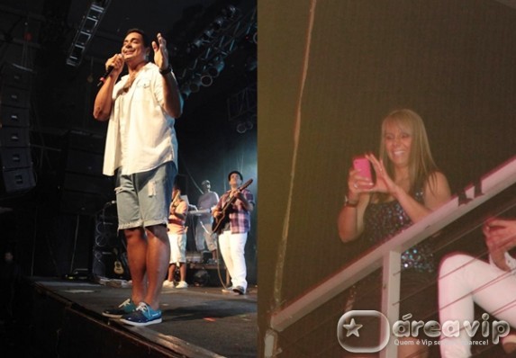 Carla Perez curte show do Harmonia do Samba