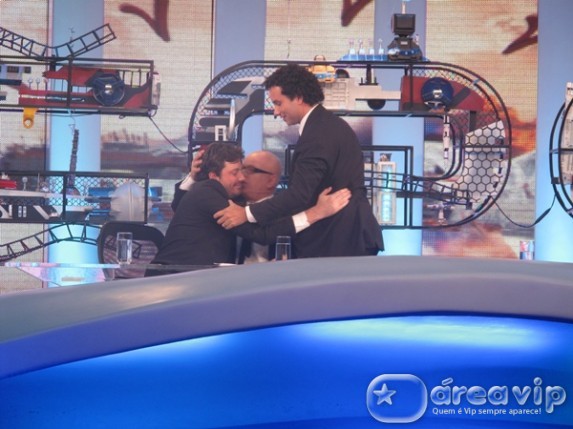 Danilo Gentili se emociona em despedida do ‘CQC’