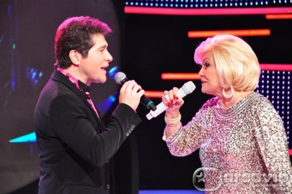 Hebe recebe Daniel no quadro ‘Roda de Mulheres’