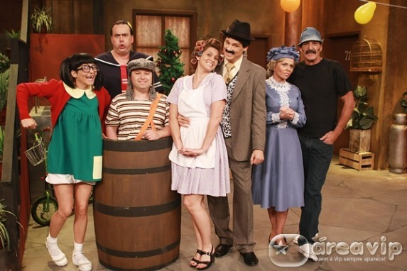 Elenco do SBT protagoniza Chaves