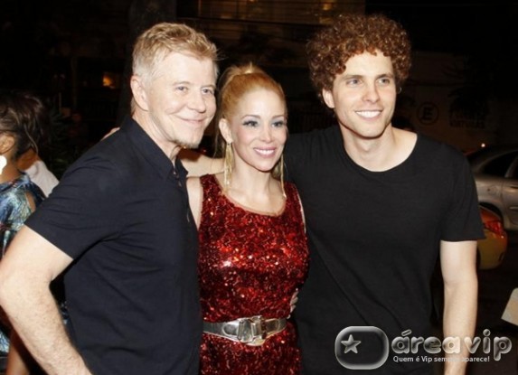 Miguel Falabella fala sobre acidente e diz que volta de Thiago Fragoso ao musical é incerta