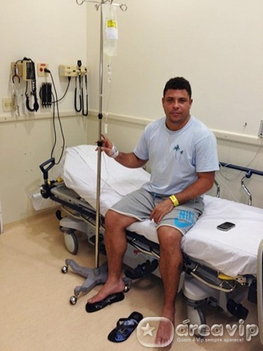 Ronaldo conta que está com dengue