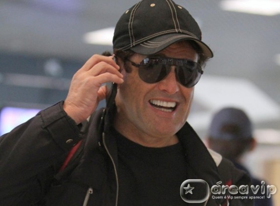 Sérgio Mallandro tem moto apreendida em operação e mostra bom humor