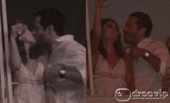 Malvino Salvador e Sophie Charlotte são clicados aos beijos na virada do ano