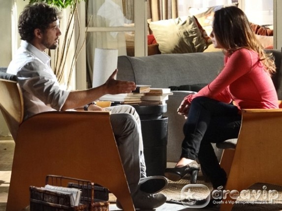 A Vida da Gente - Ana pede para conversar com Rodrigo