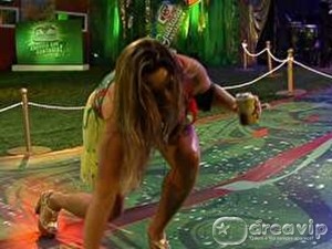 BBB12 - Monique cai