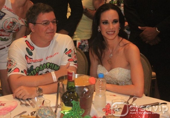 ‘Boninho, no máximo, é um doce ogro’, diz Ana Furtado