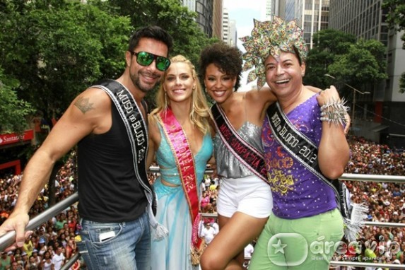 Bloco da Preta Gil reúne famosos no centro do Rio de Janeiro