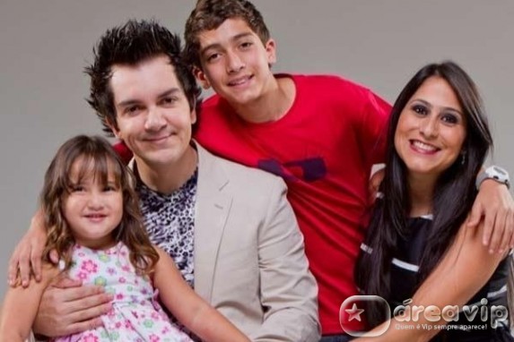 Filha de Regis Danese teve complicações após quimioterapia