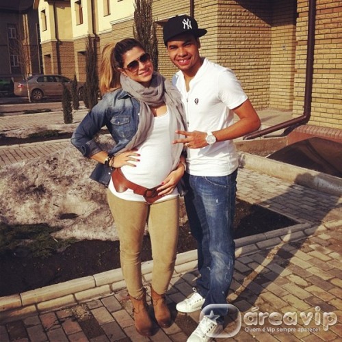 Dani Souza e Dentinho