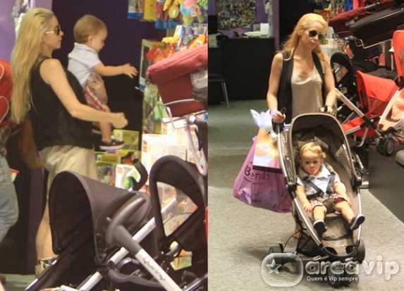 Danielle Winits vai a shopping com o filho