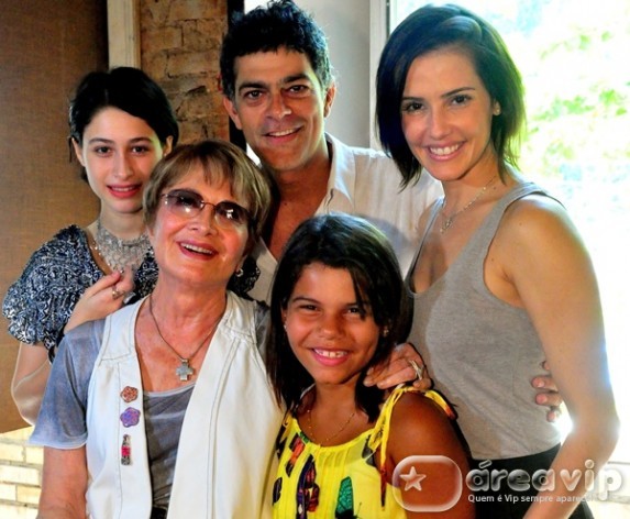 Seriado ‘Louco Por Elas’ é apresentado à imprensa