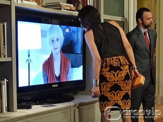 Amor Eterno Amor - Melissa se revolta com o video gravado por Verbena