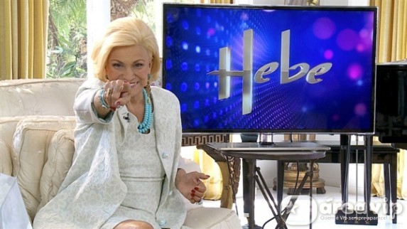 Hebe Camargo retoma as gravações de seu programa na RedeTV!