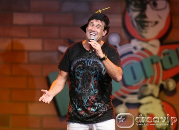 Sérgio Mallandro terá programa de entrevistas