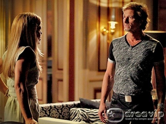 Avenida Brasil - Carminha e Max