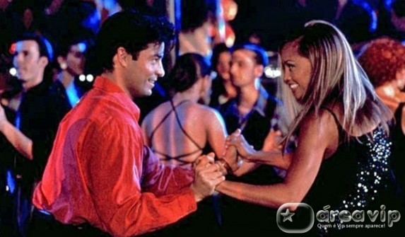 Sessão da Tarde exibe o filme ‘No Ritmo da Dança’